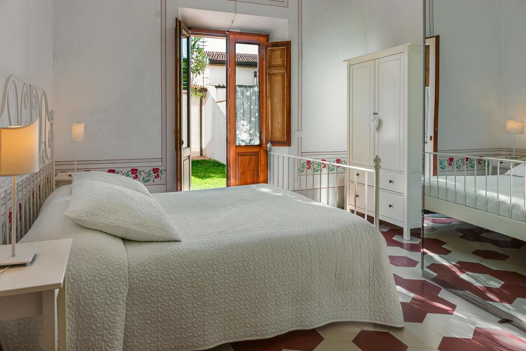 Hotel Villino Ermione Marina Di Pisa Habitación foto